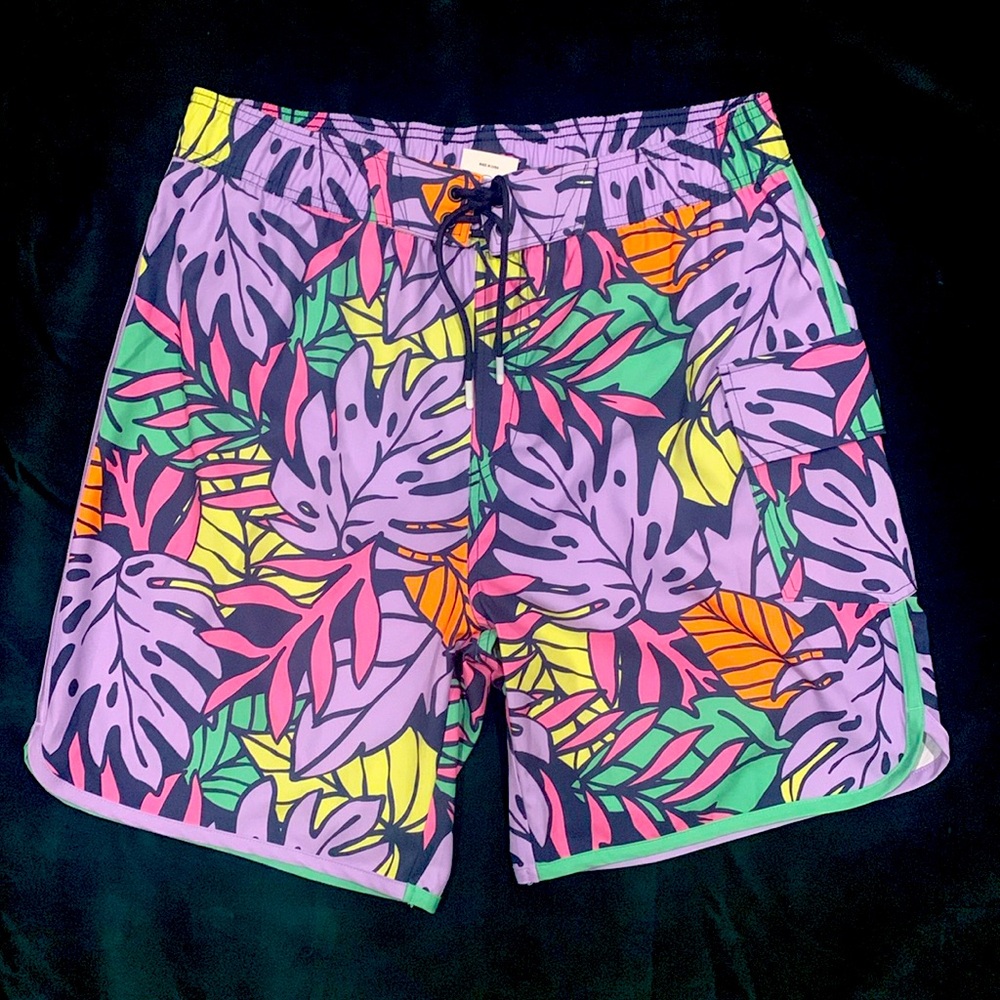 Men’s SVRN Code Swim Trunks